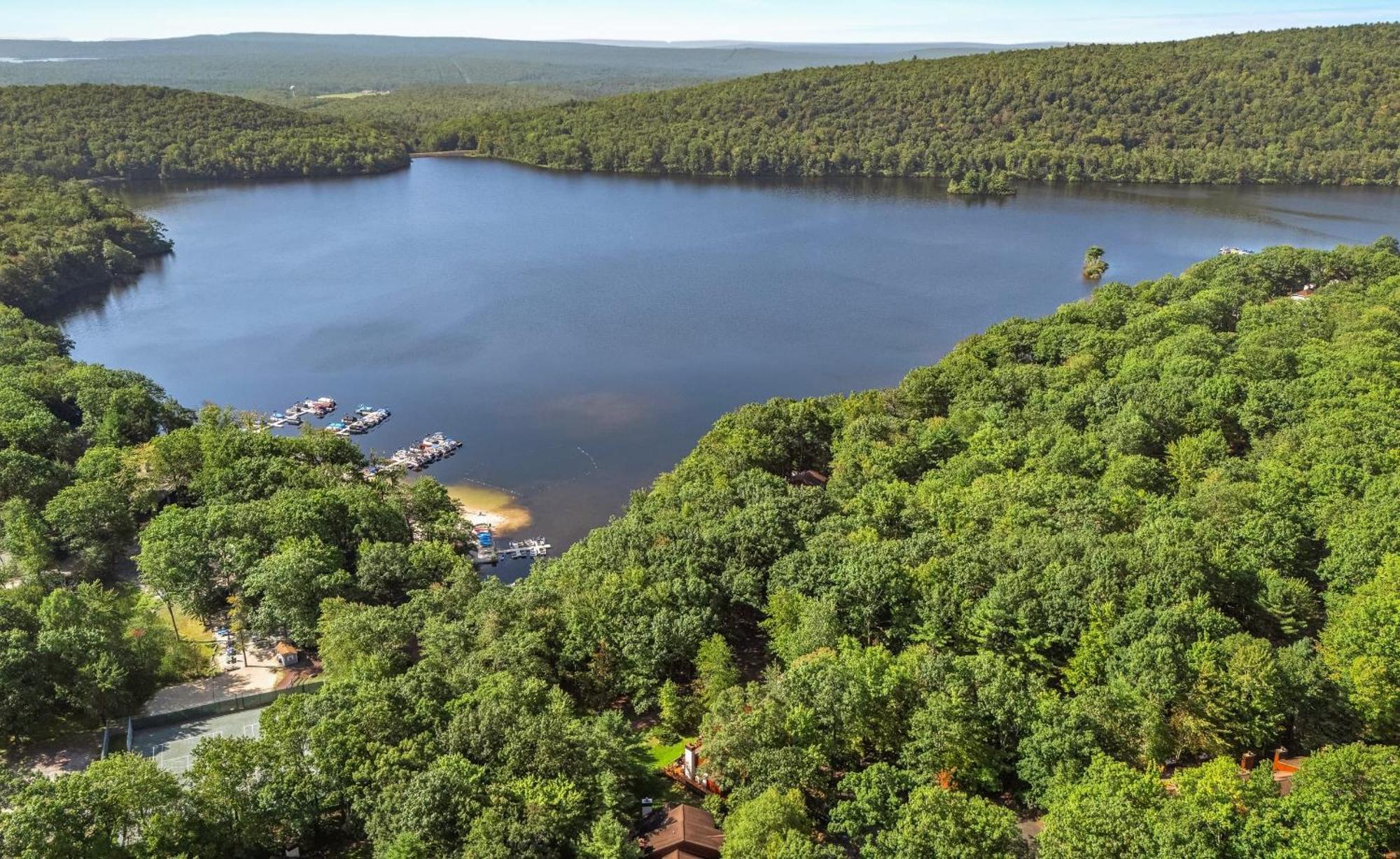 Highland Hideaway By Avantstay Group Poconos Retreat W Patio Game Room 莱克哈莫尼 外观 照片